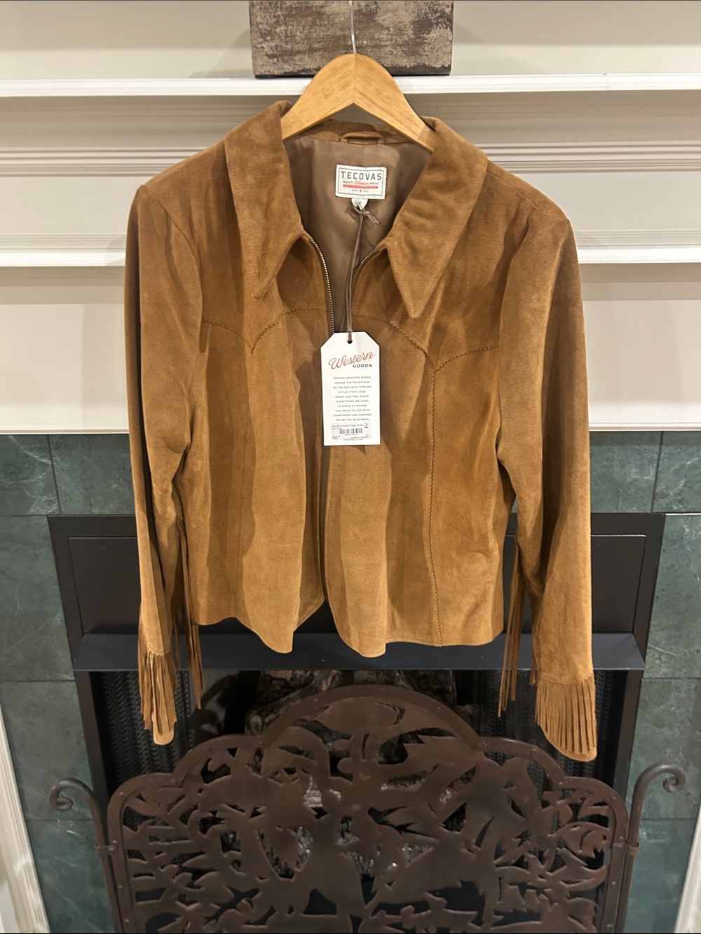 Tecovas Brown Suede Fringe Zip Jacket- two interior pockets . Full cow suede.